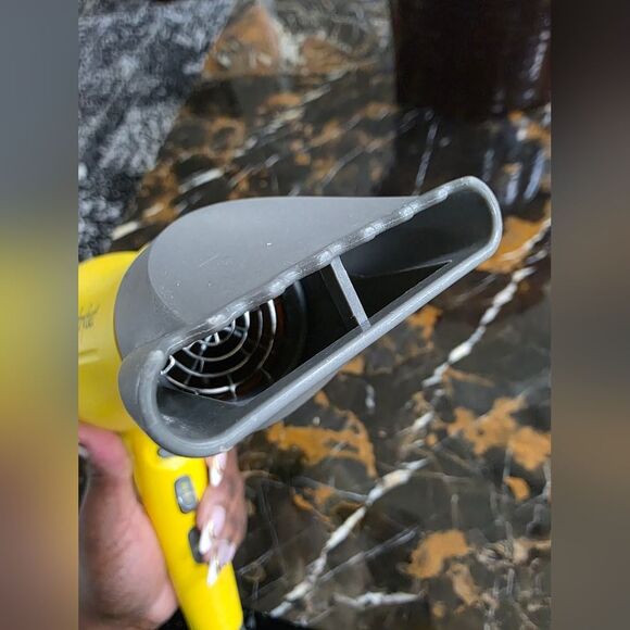 Drybar Buttercup Blow-Dryer - Picture 9 of 11